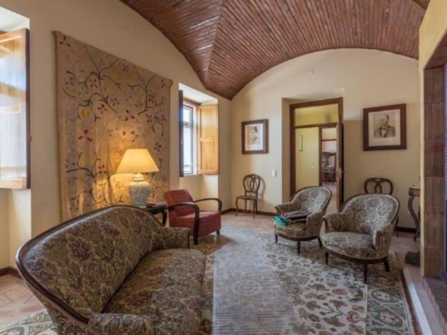 Villa Senhorial - Palace XIX & Privacy & Beach & Albufeira Old Town Екстериор снимка