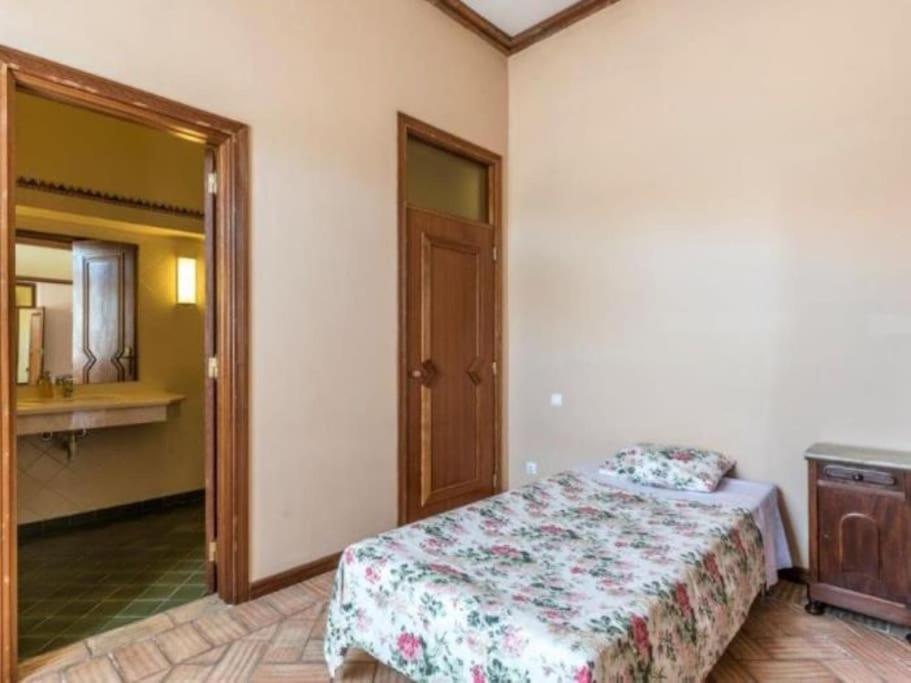 Villa Senhorial - Palace XIX & Privacy & Beach & Albufeira Old Town Екстериор снимка